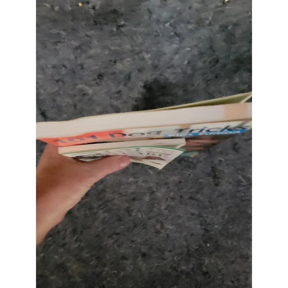 101 Dog Ticks & Dog Care  Set of‎ 2 books